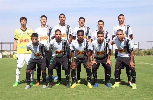 Cavinho precisa vencer o Noroeste em casa, no próximo sábado, para avançar no sub-20 (Foto: Rafael Nascimento/ CAV)