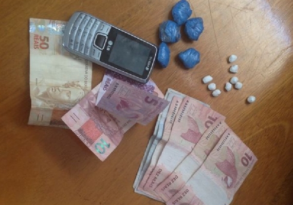 Rocam apreende três  menores com entorpecentes 