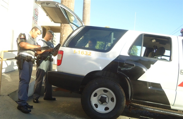 Força Tática prende assaltante de bolsa no Centro