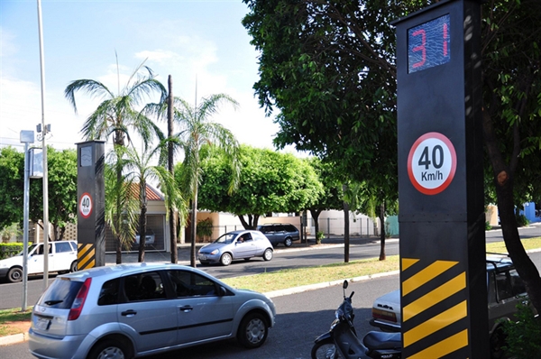 PM e agentes aplicam 3882 multas no primeiro trimestre