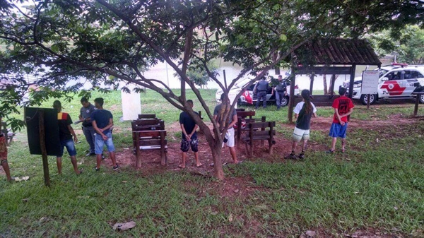 O flagrante foi realizando durante operação da Atividade Delegada pelo Parque da Cultura de Votuporanga (Foto: Divulgação/Polícia Militar)