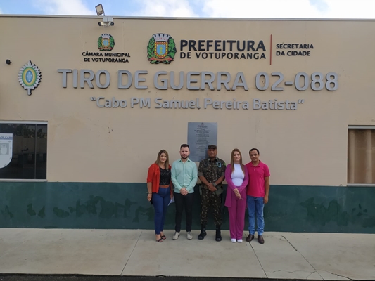 Além de receber todo apoio do Poder Público para o desenvolvimento de suas atividades, o Tiro de Guerra também conta com bolsista do projeto Votuporanga em Ação para auxiliar no andamento dos serviços (Foto: Prefeitura de Votuporanga)