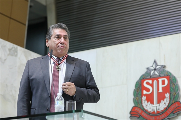 Vadão Gomes agora está sendo disputado para ser candidato suplente ao Senado. Duas “feras” da política querem o seu “passe” (Foto: Assembleia Legislativa)
