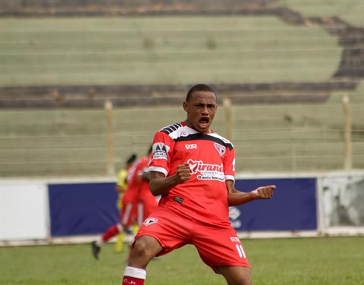 Meia-atacante do Primavera, Jhonatan, de 19 anos, embarca em nova jornada e atuará pelo sub-20 do Palmeiras (Foto: Sandro Rodrigues/Imprensa EC Primavera)