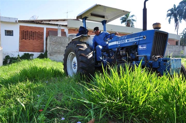 Mais de 400 proprietários de terrenos são autuados