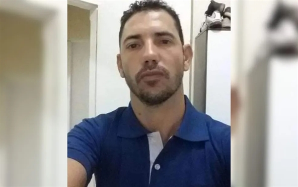 Marcos Candido Pereira, de 45 anos, foi morto a tiros dentro de seu estabelecimento (Foto: Reprodução)