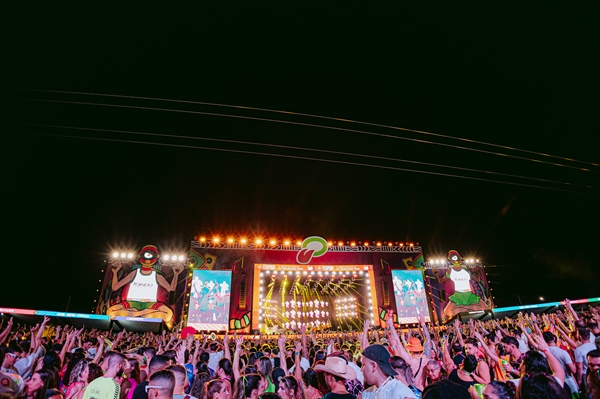 Oba Festival está prestes a começar; além de festejar o Carnaval, evento movimenta a economia da cidade. Foto: Oba Festival