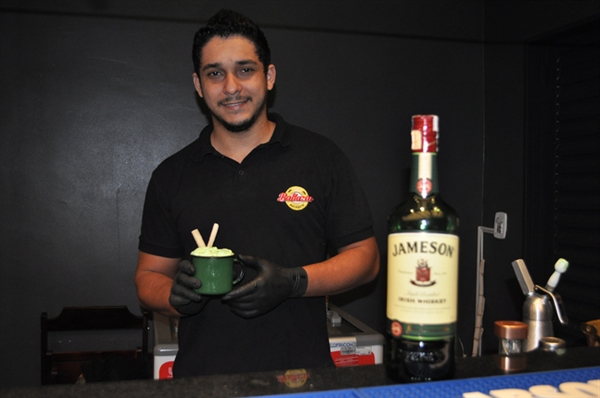 Bartender de Votuporanga participa de concurso internacional de drinks 