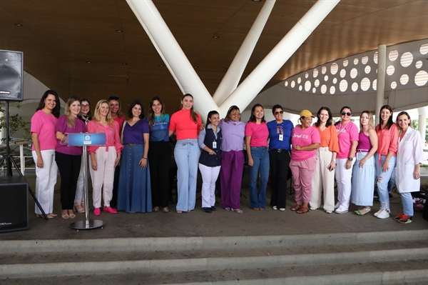 Ação voltada ao público feminino contou com apresentações culturais e prestação de serviços da Prefeitura e parceiros (Foto: Prefeitura de Votuporanga)