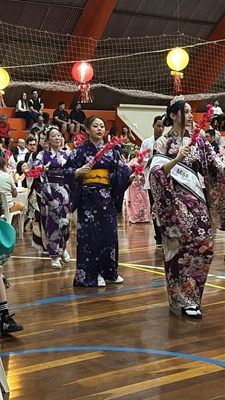 Em Votuporanga, o Bon Odori consolidou-se como um momento de encontro entre famílias, amigos e admiradores da cultura japonesa  Foto: Ancevo