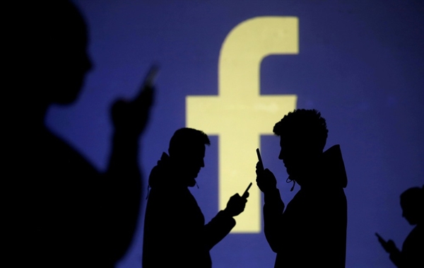 Facebook, Instagram e WhatsApp passam por instabilidade nesta quarta-feira (3). — Foto: Dado Ruvic/Reuters