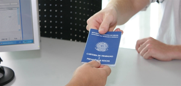 O “Time do Emprego” pode ser formado por pessoas de todas as idades, proporcionando trocas de experiências e de diferentes pontos de vista (Foto: Reprodução internet)