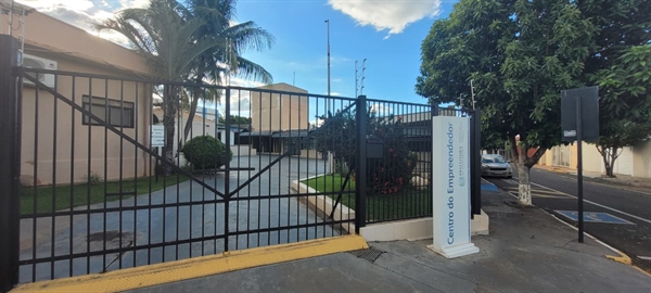 O PAT fica no Centro do Empreendedor, na rua Barão do Rio Branco, 4.497, próximo ao jornal A Cidade  Foto: A Cidade