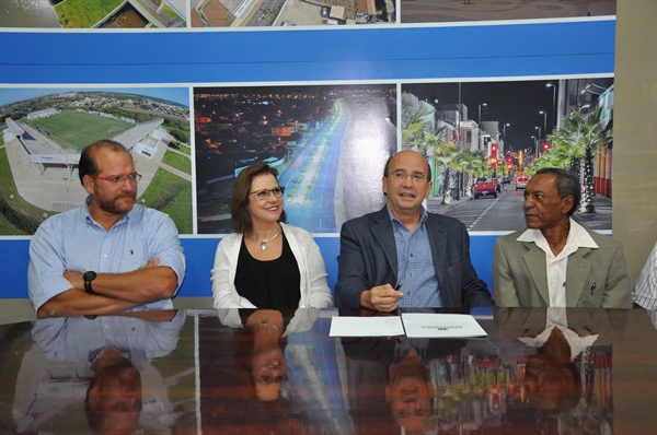 O novo secretário de Direitos Humanos, Gilvan dos Santos, foi anunciado ontem (Foto: Divulgação/Prefeitura de Votuporanga)