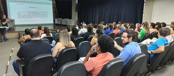 Treinamento abordou questões sobre repasses de recursos públicos e orientações técnicas (Foto: Prefeitura de Votuporanga)