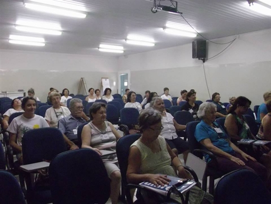 As reuniões do Amor Exigente acontecem todas as quintas-feiras, às 20h, na rua Ceará, 3562