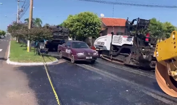 O acesso de carros e motos ao local está proibido até que as obras sejam concluídas (Foto: Prefeitura de Valentim Gentil)