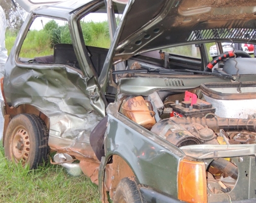 Violento acidente deixa sete pessoas feridas no trevo de Parisi