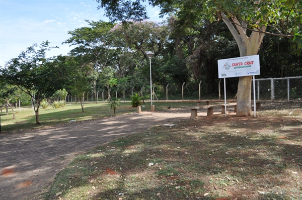 Moradores do Parque das Nações reclamam de serviço de limpeza