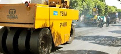 Prefeito acompanha obras de infraestrutura na cidade