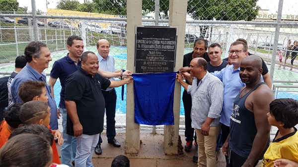 Na manhã de ontem, às 10h, foi entregue a revitalização do Complexo Esportivo (Foto: Divulgação/prefeitura de Votuporanga)