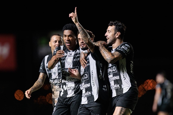 Votuporanguense e São Bento jogaram nesta quarta-feira (18) (Foto: Rapha Marques)