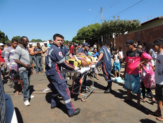 "Racha" termina em violenta colisão no Matarazzo