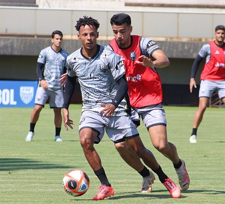 Grêmio Prudente e Votuporanguense jogaram na tarde do último sábado no Prudentão (Foto: A Cidade)