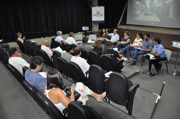 O Prefeito de Votuporanga, João Dado, recepcionou na última semana, prefeitos que integram o Fórum da Região Turística Maravilhas do Rio Grande (Foto: Divulgação/Prefeitura de Votuporanga)
