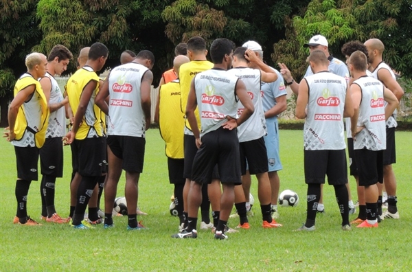 Técnico define a goleada como ‘acidente terrível’