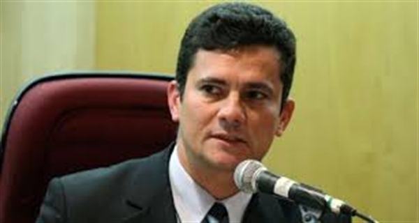 Juíza paulista transfere processo contra Lula para Sérgio Moro