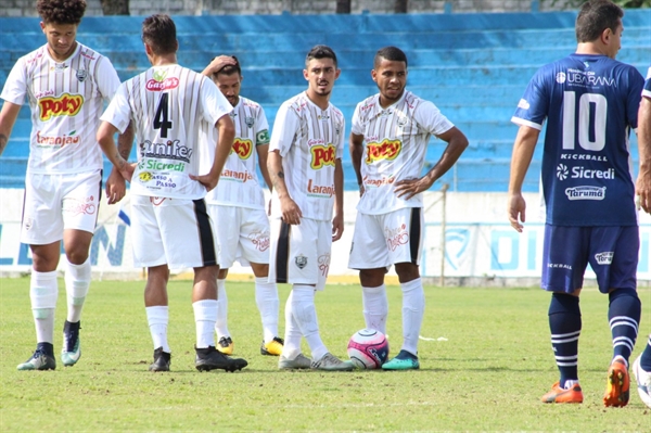 Taubaté e Votuporanguense jogaram na tarde deste sábado (3) pela Copa Paulista (Foto: Rafael Nascimento/CAV)