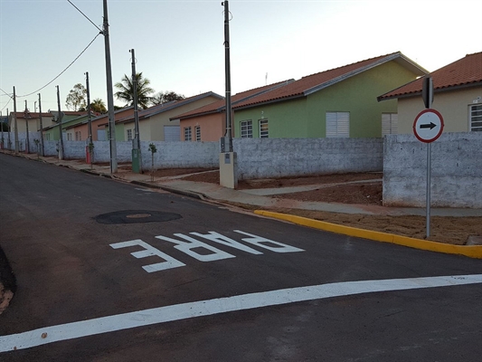 O evento terá início às 16 horas - no local onde foram construídas as moradias  (Foto: Divulgação/Prefeitura)