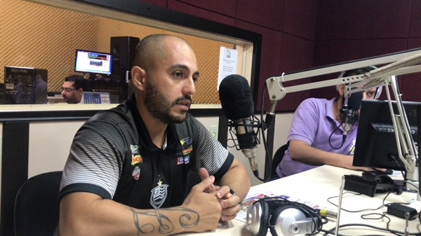 Rafael Guanaes, técnico do CAV, foi entrevistado ontem pela Cidade FM e falou sobre a preparação da Alvinegra (Foto: A Cidade)