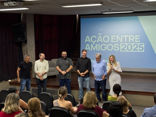 O anúncio foi feito durante uma reunião promovida pelo Fundo Social com os representantes das entidades assistenciais (Foto: Prefeitura de Votuporanga)