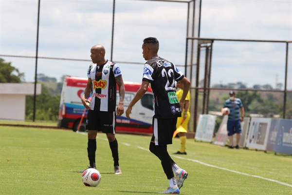 A Votuporanguense joga nesta quarta-feira (09), às 19h30, no Estádio Doutor Alfredo de Castilho, em Bauru, contra o Noroeste em busca dos três pontos (Foto: Rafael Bento/CAV)