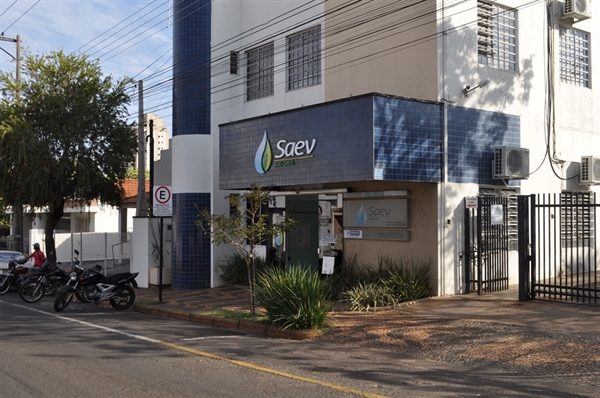 Em comunicado emitido pela Saev, a autarquia informou que suas equipes técnicas, além de profissionais da Prefeitura e da Elektro trabalham para resolver o problema (Foto: A Cidade)