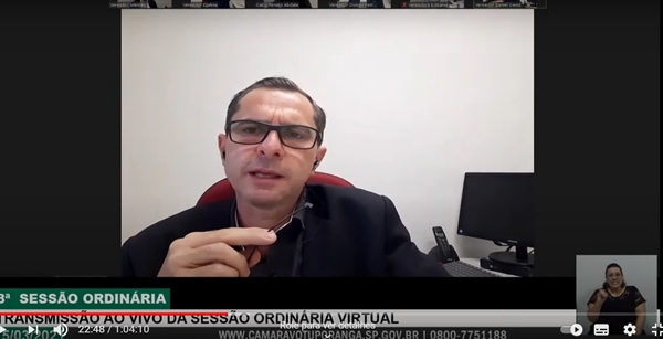 Daniel David anunciou as medidas para evitar a aglomeração de pessoas no Centro de Eventos durante o toque de recolher (Foto: Reprodução/YouTube)