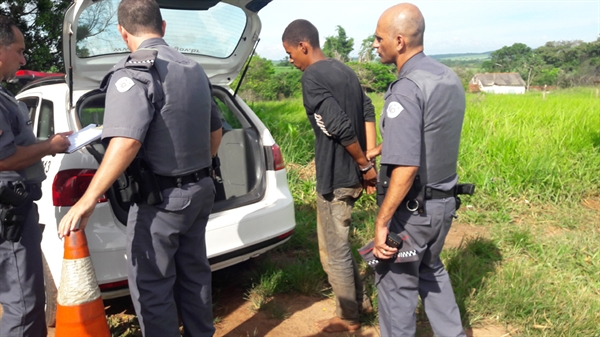 PMs são homenageados por ação em sequestro