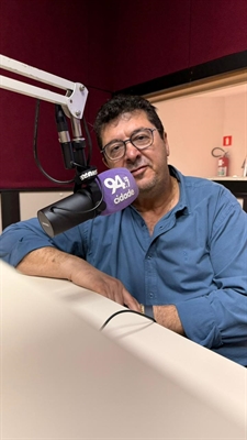 Marcos Garcia, presidente do Rotary Club 8 de Agosto, esteve ontem nos estúdios da Cidade FM. Foto: A Cidade