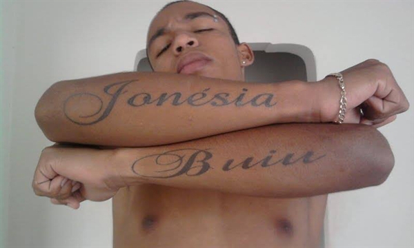 Buiú desafia polícia e ameaça família de Aline