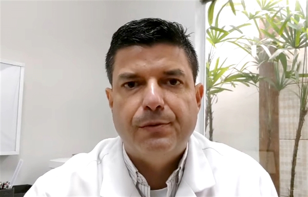 O médico Luciano Melo e sua equipe da “Votu Solidária”: também merecem destaque pelo sucesso da “Festa das Nações” (Foto: Reprodução)