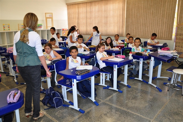 Prefeitura inicia instalação de ar-condicionado em escolas