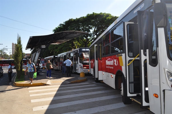 Mudanças em linhas ociosas do transporte público começam no próximo sábado