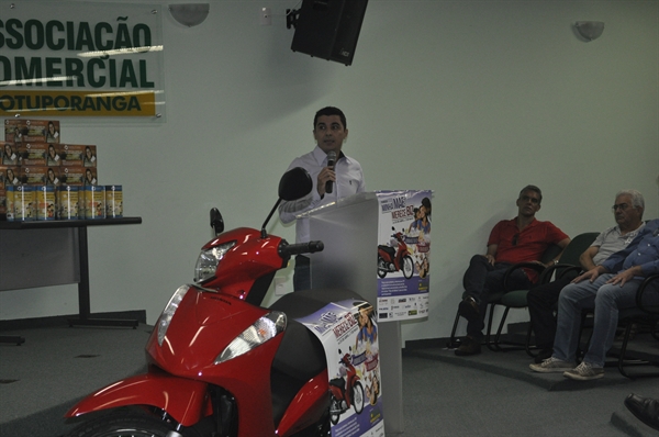 Associação Comercial realiza hoje sorteio do Dia das Mães 