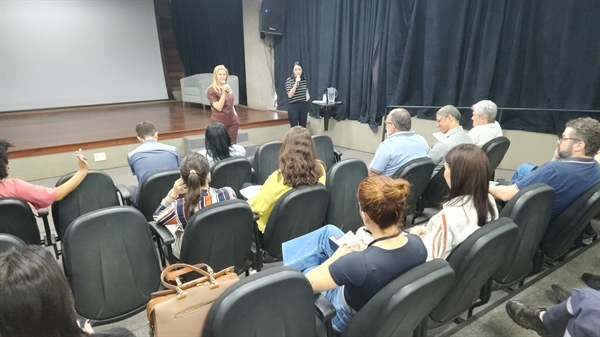 O Fundo Social reuniu parceiros da ação para iniciar o planejamento do 3º Conecta Criança (Foto: Prefeitura de Votuporanga)