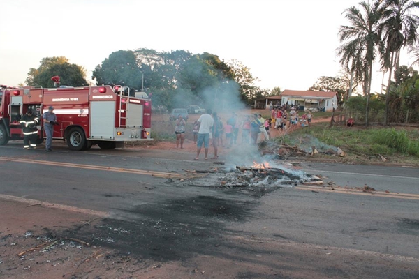 Moradores pedem fim das mortes na Vila Carvalho
