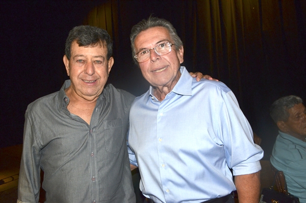 O encontro com o deputado Carlão Pignatari em um dos eventos do fim de semana. O parlamentar garante que já está no PSD e gostou do almoço com o senador Flávio Bolsonaro (Foto: Arquivo Pessoal)