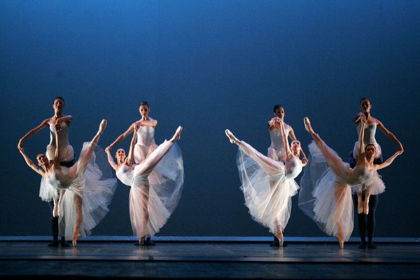 Companhia de Dança de São Paulo faz temporada na cidade