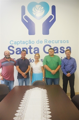 A iniciativa contou com a participação da comunidade, com doadores, arrematadores, voluntários e aproximadamente 250 pessoas (Foto: Santa Casa de Votuporanga)